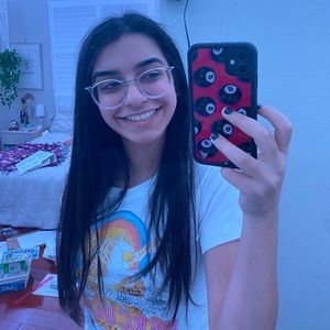 Meet your Posher, Nazanin